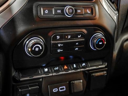 Used 2021 Chevrolet Silverado 2500 Custom w/ Custom Value Package image 23