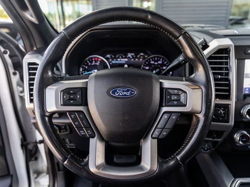 Used 2020 Ford F250 Platinum w/ FX4 Off-Road Package image 28