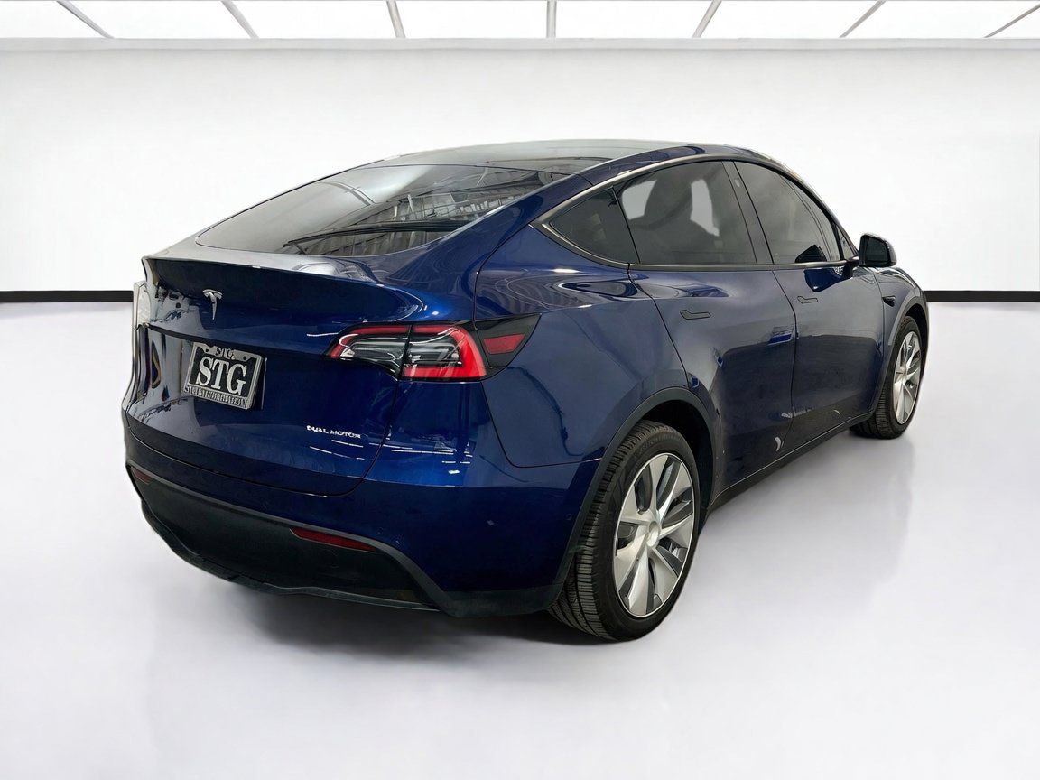 Used 2021 Tesla Model Y Long Range AWD/4WD image 4
