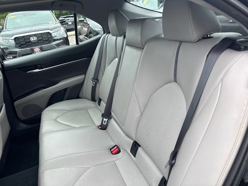 Used 2022 Toyota Camry XLE AWD/4WD image 34