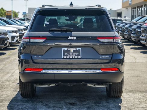 New 2026 Jeep Grand Cherokee Laredo image 5