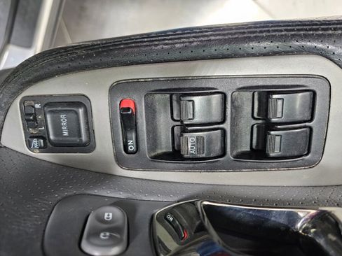 Used 2004 Honda Pilot EX image 28