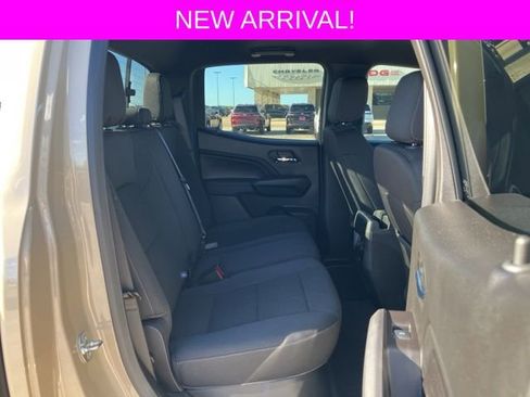 Used 2024 GMC Canyon Elevation w/ Convenience Package image 13