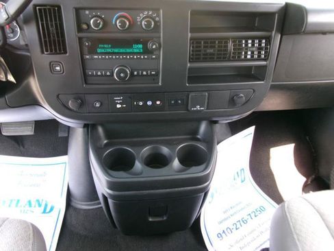 Used 2025 Chevrolet Express 3500 LT w/ LT Preferred Equipment Group RWD image 15