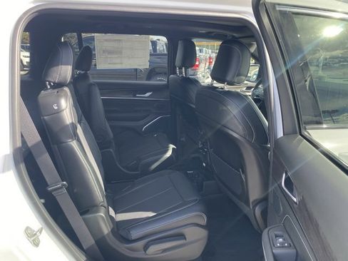 New 2025 Jeep Grand Cherokee L Overland w/ Trailer Tow Package image 51