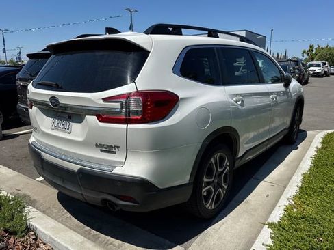 Used 2023 Subaru Ascent Limited w/ Technology Package AWD/4WD image 5