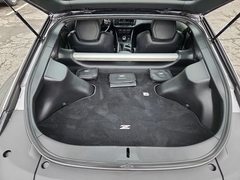 Used 2024 Nissan Z Performance w/ Floor Mat Package RWD image 28