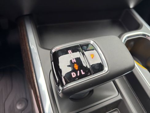 New 2026 GMC Sierra 1500 Elevation image 20