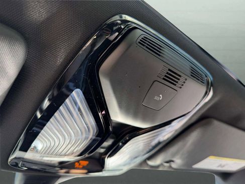 Used 2024 BMW 330i Sedan image 21