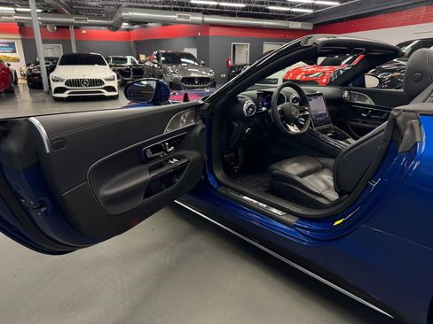 Used 2023 Mercedes-Benz SL 43 AMG image 20