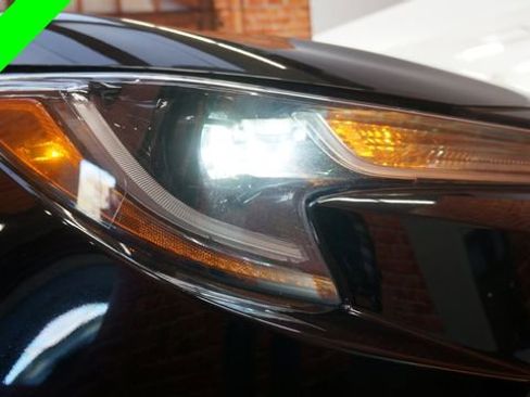 Used 2023 Toyota Corolla LE FWD image 59