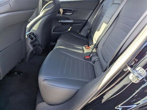 Used 2026 Mercedes-Benz GLC 300 image 14