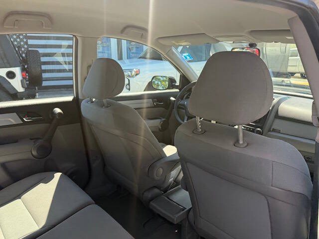 Used 2011 Honda CR-V LX image 33