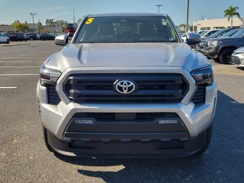 Used 2025 Toyota Tacoma SR5 image 8