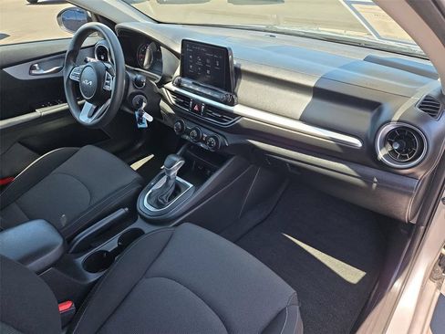 Used 2023 Kia Forte LXS FWD image 18