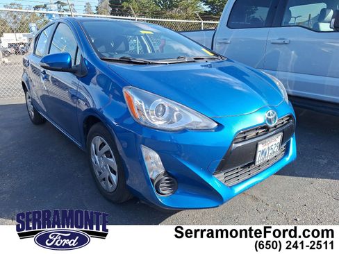 Used 2015 Toyota Prius C Two FWD image 1