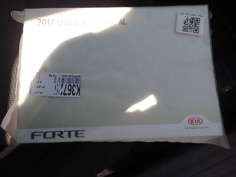 Used 2017 Kia Forte LX FWD image 22