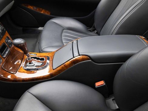 Used 2006 Mercedes-Benz CL 65 AMG image 36