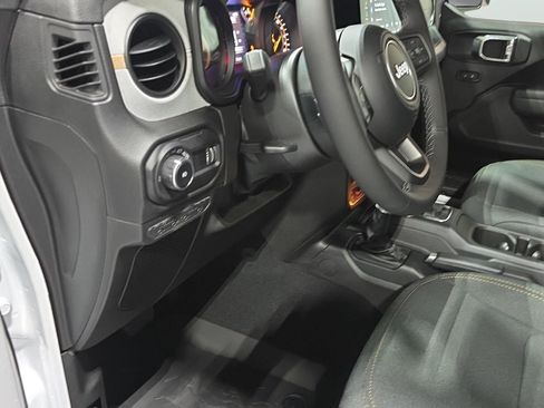 New 2026 Jeep Wrangler Unlimited Sport image 9