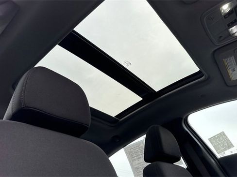 Used 2024 Chevrolet Malibu LT image 21