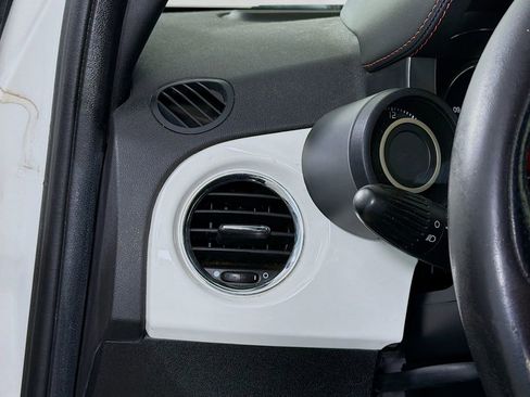 Used 2015 FIAT 500 Abarth w/ Beats Audio Package image 12