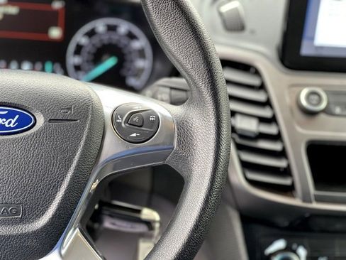 Used 2019 Ford Transit Connect XLT image 31