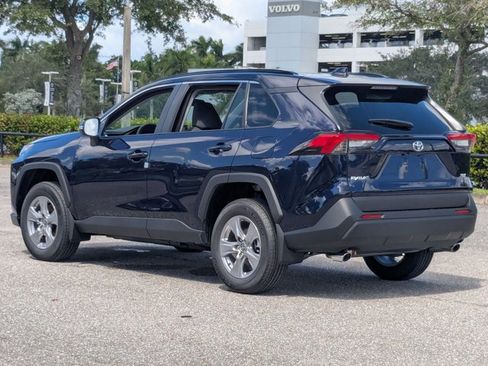 Used 2025 Toyota RAV4 XLE w/ Convenience Package image 9