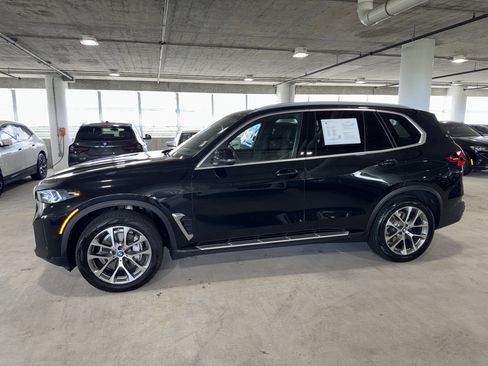Used 2025 BMW X5 sDrive40i w/ Climate Comfort Package RWD image 5