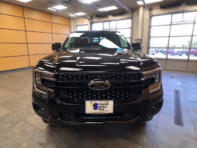 New 2026 Ford Ranger Lariat w/ Black Appearance Package AWD/4WD image 2