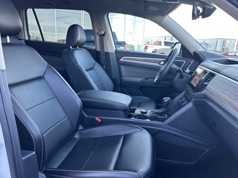 Used 2022 Volkswagen Atlas SEL image 28