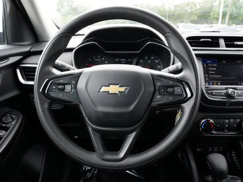 Used 2022 Chevrolet TrailBlazer LS image 7