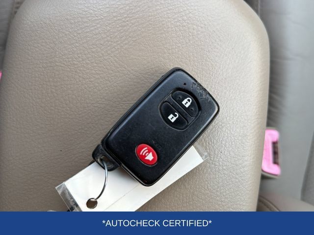 Used 2012 Toyota RAV4 Limited w/ Premium Plus Value Pkg AWD/4WD image 2