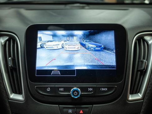 Used 2023 Chevrolet Malibu LT image 22