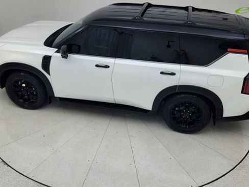 Used 2026 Nissan Armada PRO-4X w/ Captain's Chari Seat Package AWD/4WD image 81
