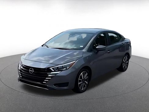 Used 2025 Nissan Versa SV FWD image 7