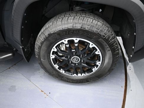 Used 2022 Toyota Tundra SR5 image 22