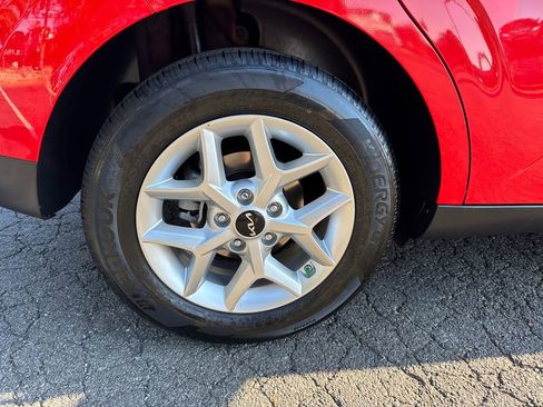 Certified 2024 Kia Soul LX w/ Option Group 015 image 17