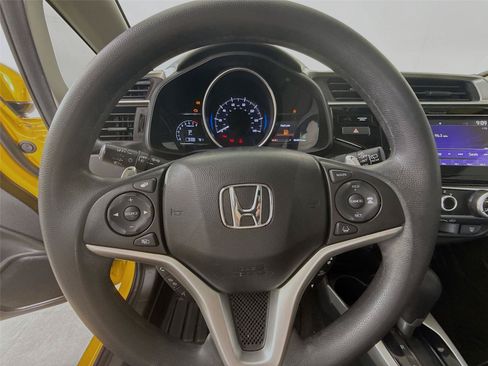 Used 2018 Honda Fit EX image 18
