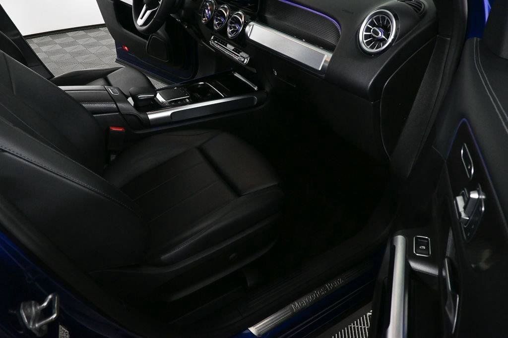 Certified 2021 Mercedes-Benz GLB 250 4MATIC image 22