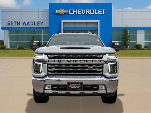 Used 2022 Chevrolet Silverado 2500 LTZ AWD/4WD image 2