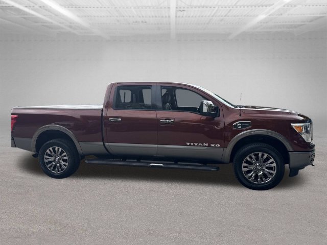 Used 2017 Nissan Titan Platinum Reserve AWD/4WD image 5