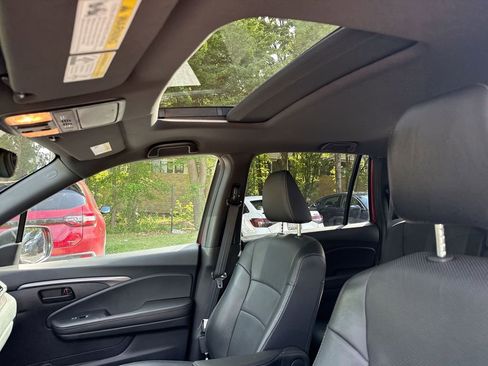 Used 2023 Honda Passport EX-L image 16
