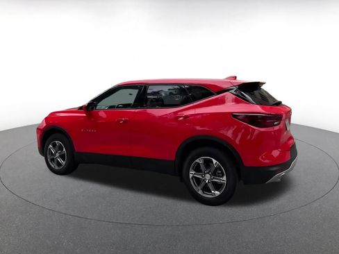 Used 2025 Chevrolet Blazer LT FWD image 10