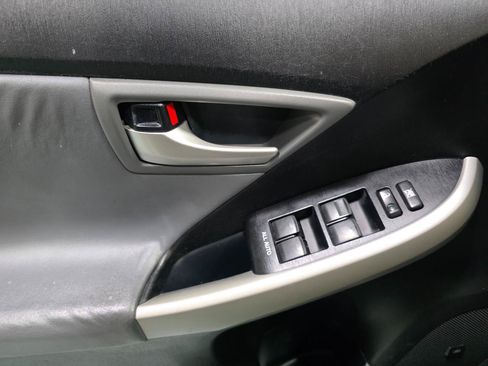 Used 2012 Toyota Prius Four FWD image 18