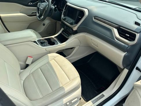 Used 2023 GMC Acadia Denali AWD/4WD image 21