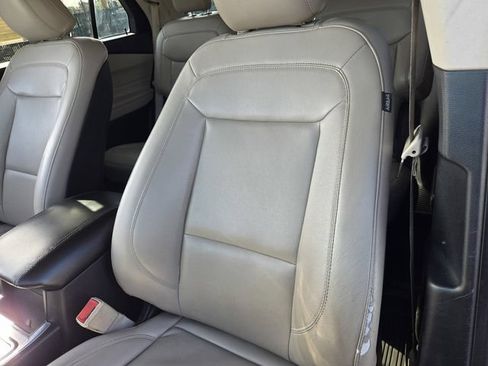Used 2020 Ford Explorer XLT RWD image 15