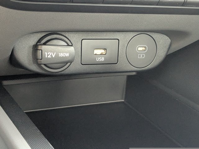 Certified 2024 Kia Forte LXS w/ LXS Technology Package FWD image 19