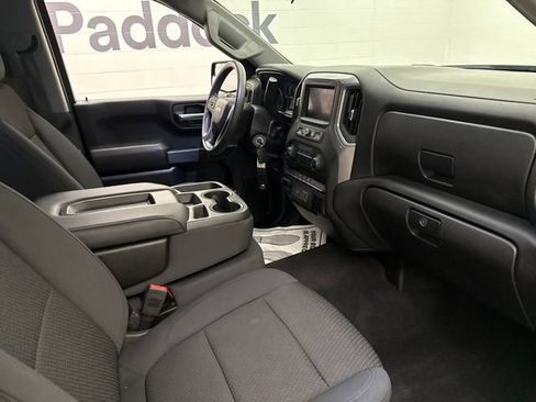Used 2020 Chevrolet Silverado 1500 Custom w/ Custom Value Package AWD/4WD image 25