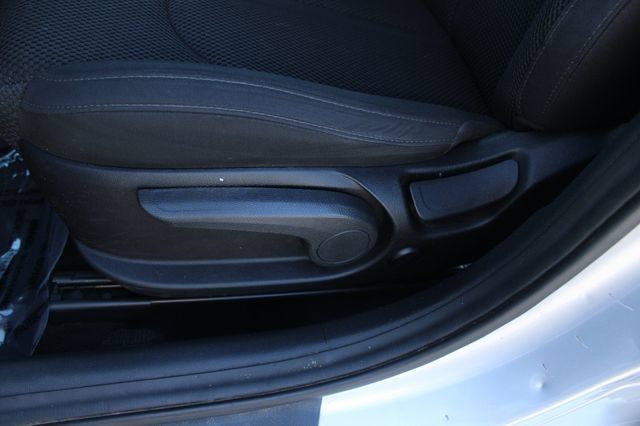 Used 2019 Kia Optima LX w/ LX 17" Wheel Package FWD image 13