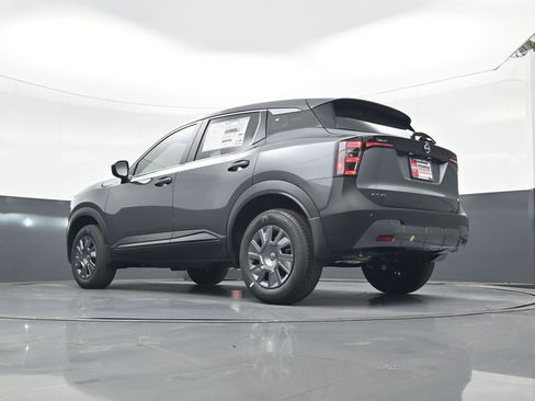 New 2026 Nissan Kicks S image 19